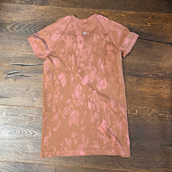 Lululemon Swiftly Tech Short Sleeve Shirt 2.0 - Picture 7 of 10